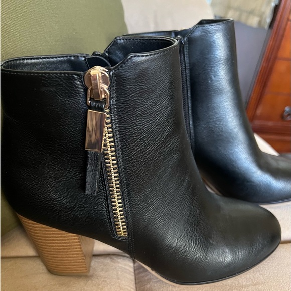 Apt 9 . Black and Gold Ankle Boots - Picture 3 of 10